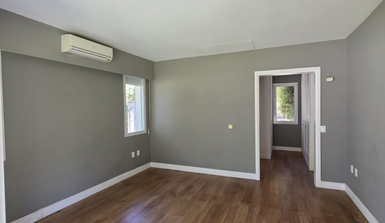 20251113_145556_resized