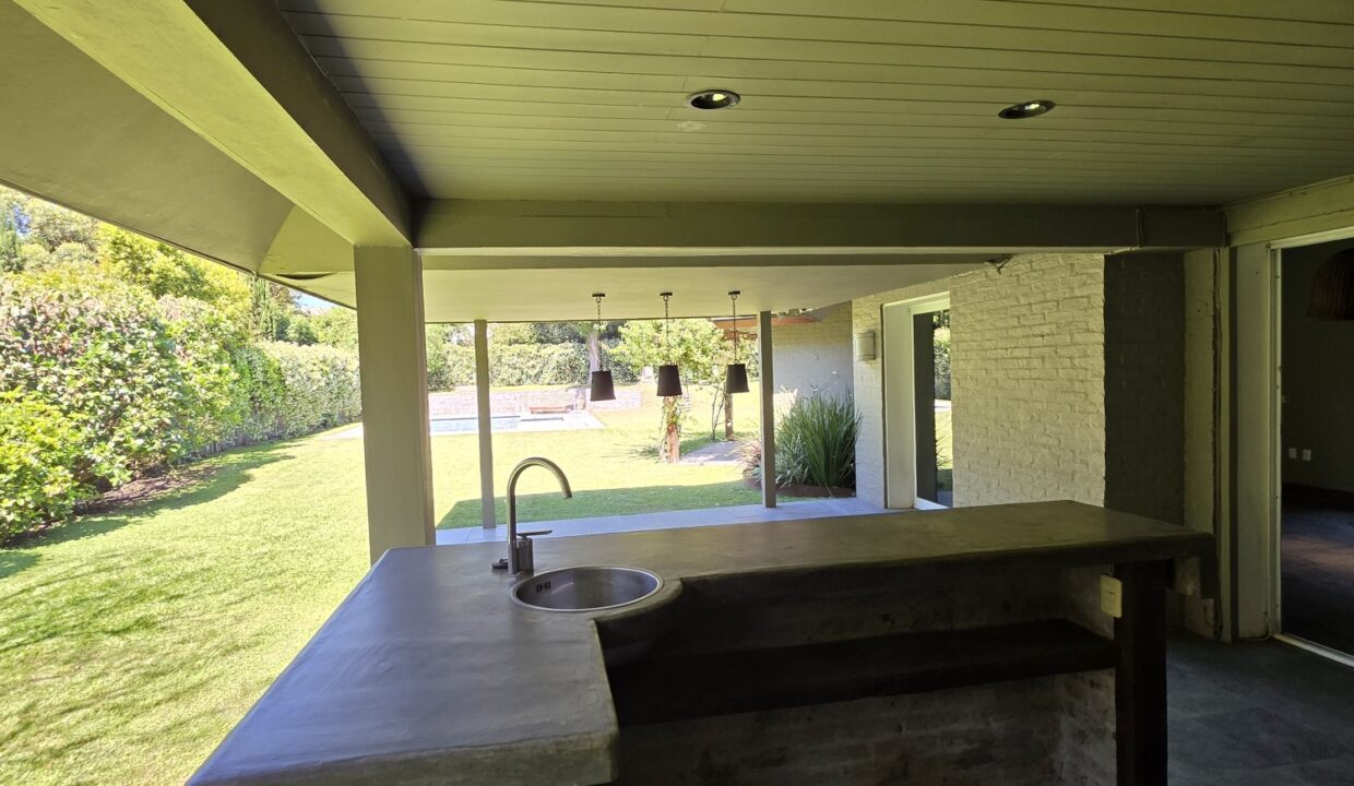 20251113_145756_resized