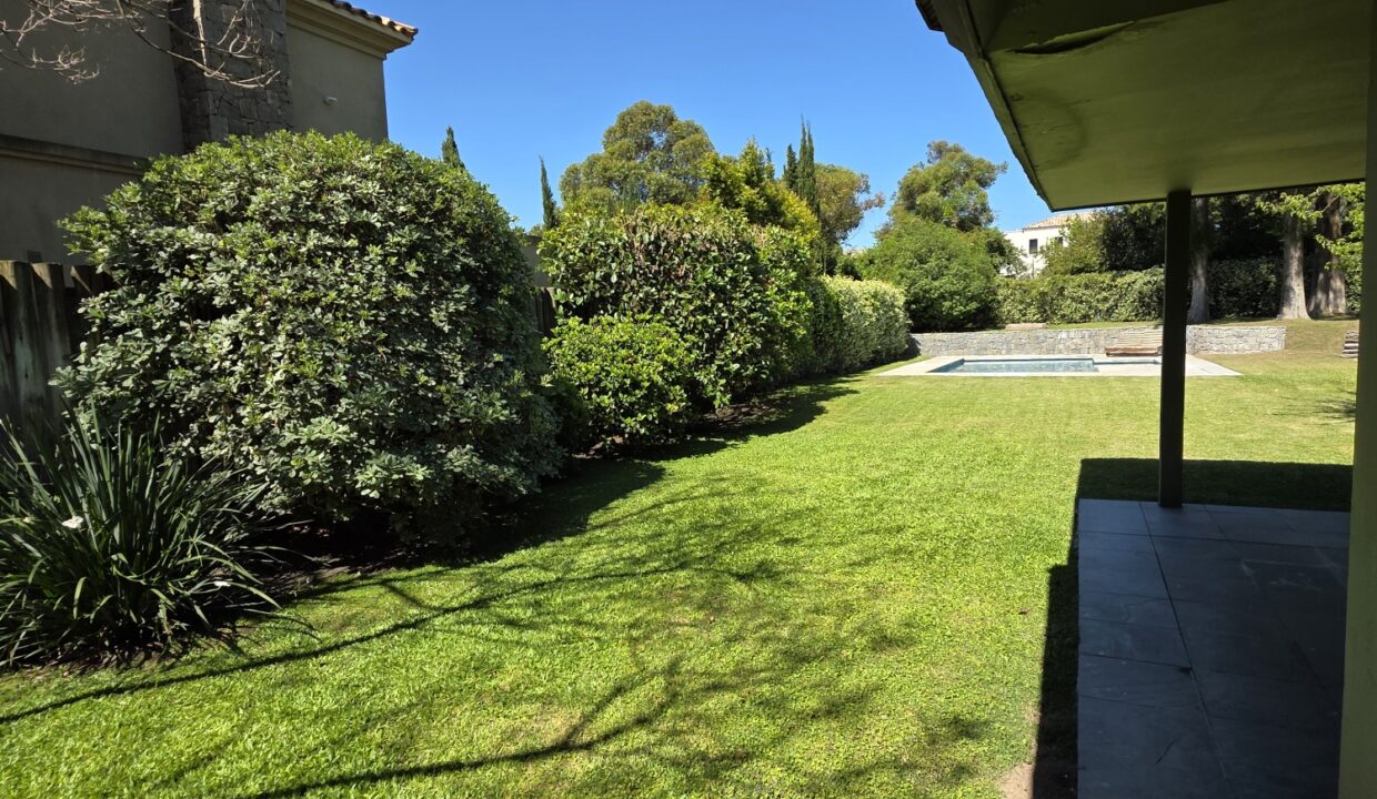 20251113_145804_resized