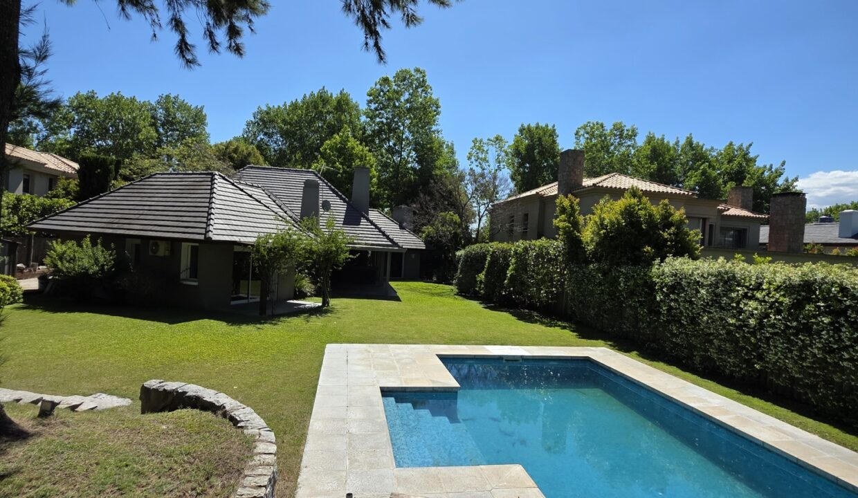 20251113_145911_resized