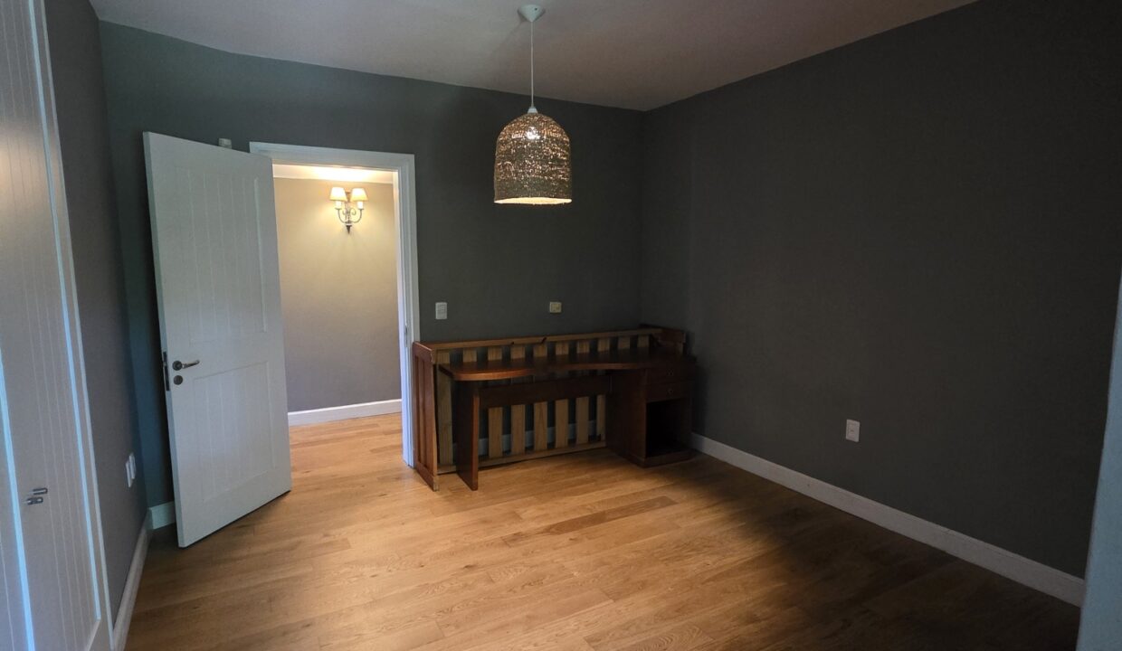 20251113_150847_resized