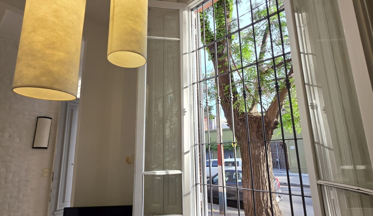 20251023_174902_resized