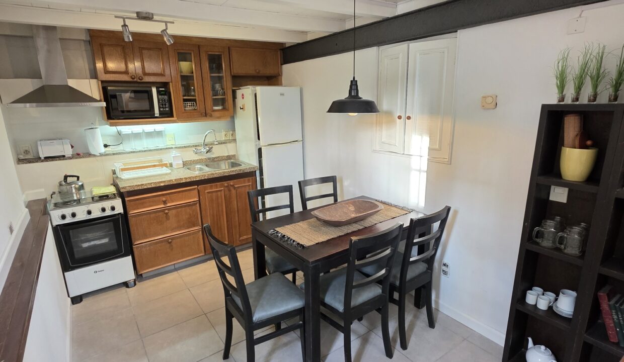 20251023_174925_resized