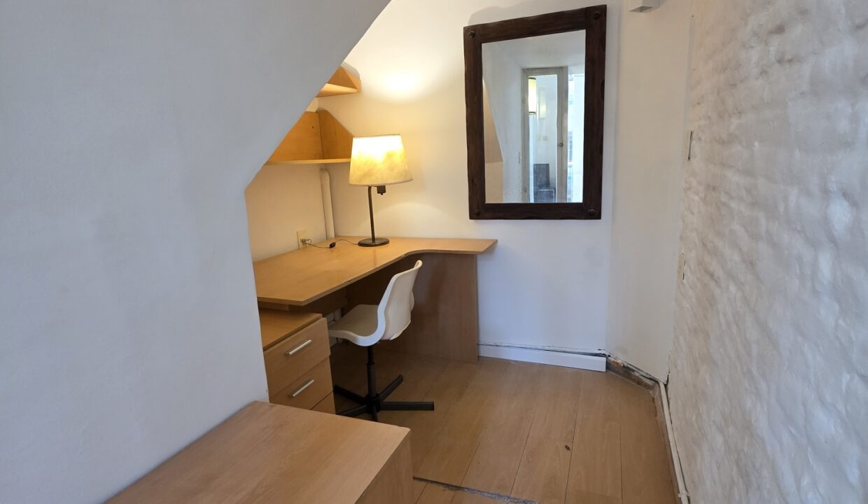 20251023_175007_resized