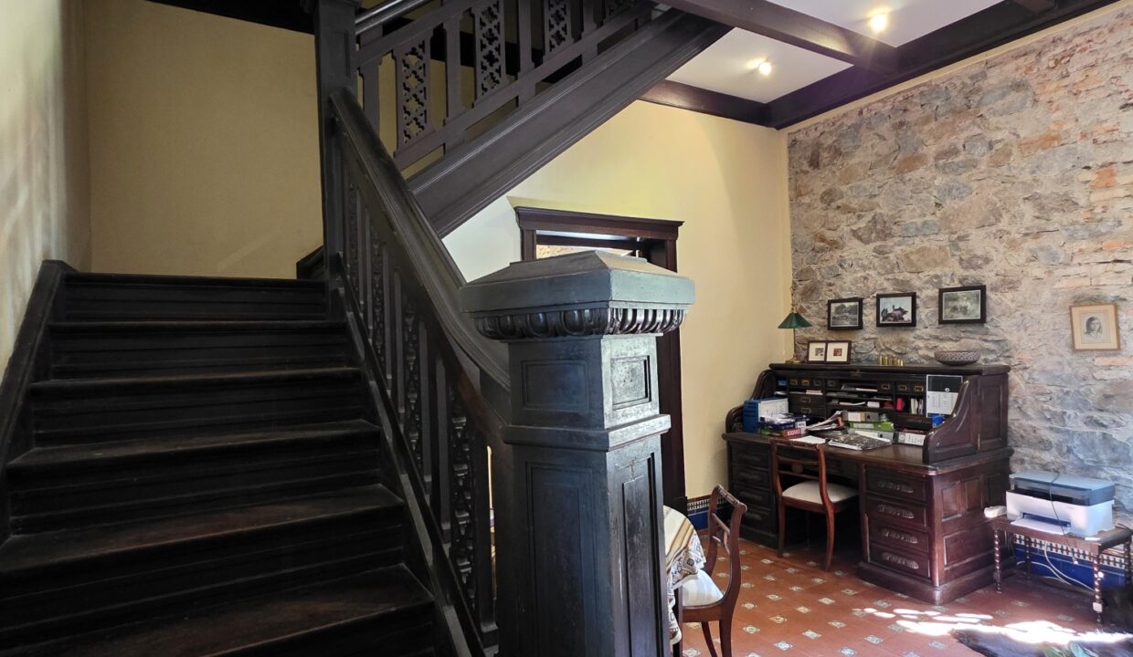 20260424_123846_resized