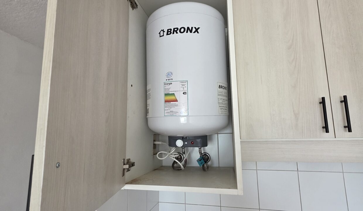 20251106_104601_resized