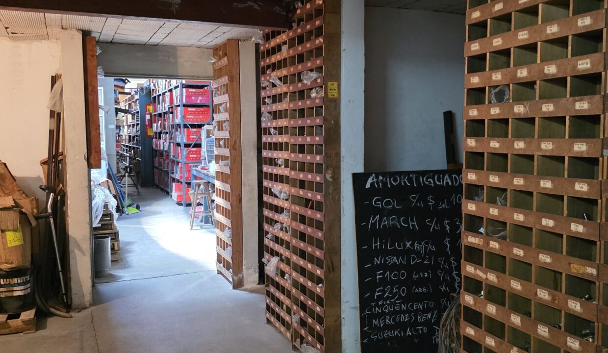 20251204_141903_resized