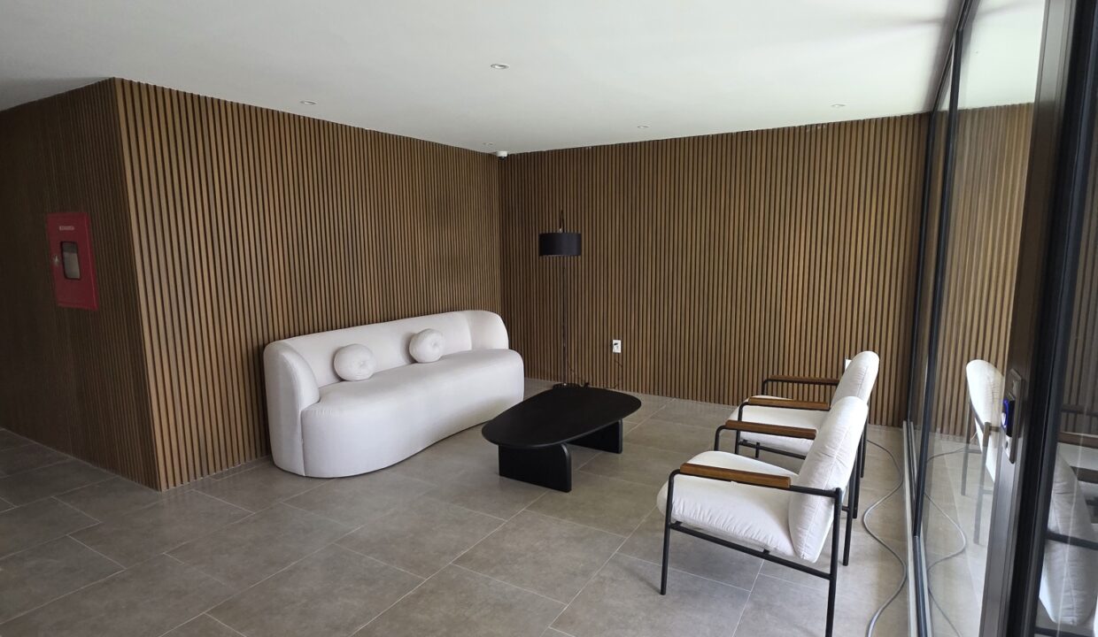 20260204_140704_resized