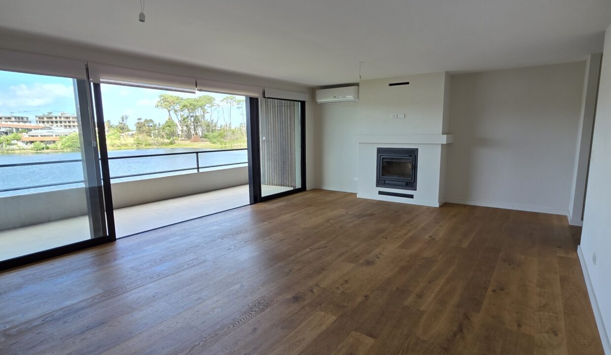 20260307_150810_resized