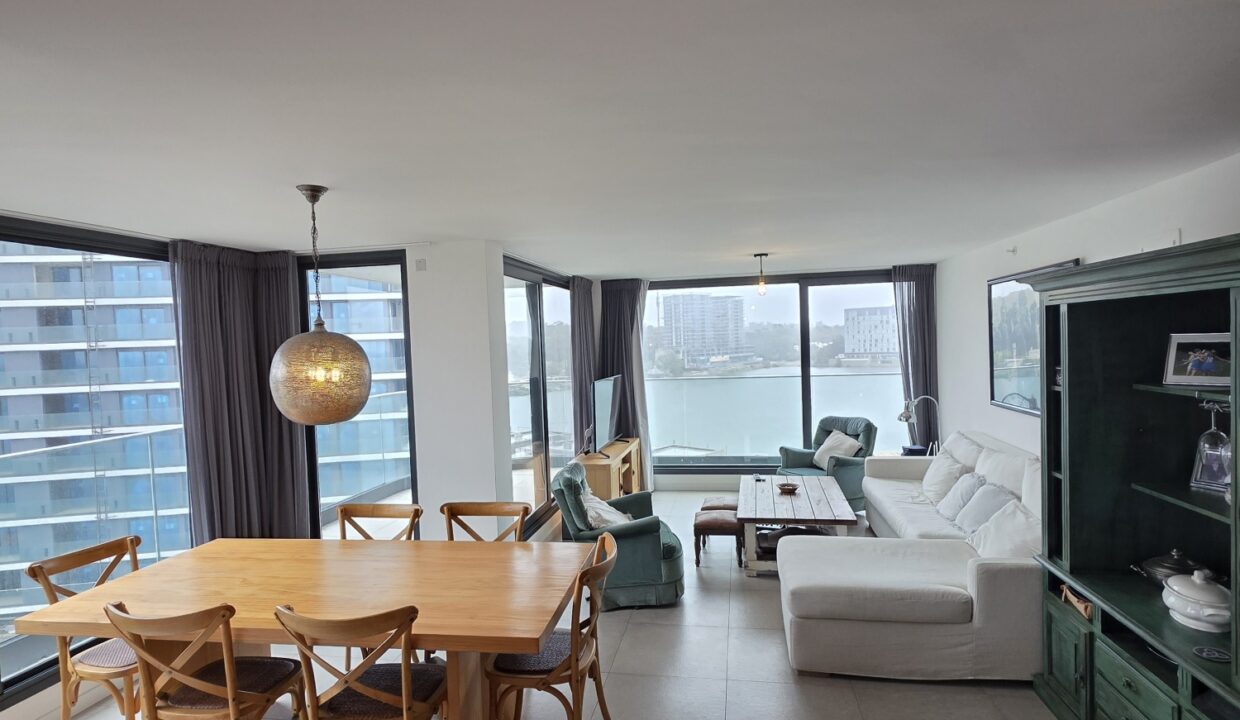 20260321_105757_resized